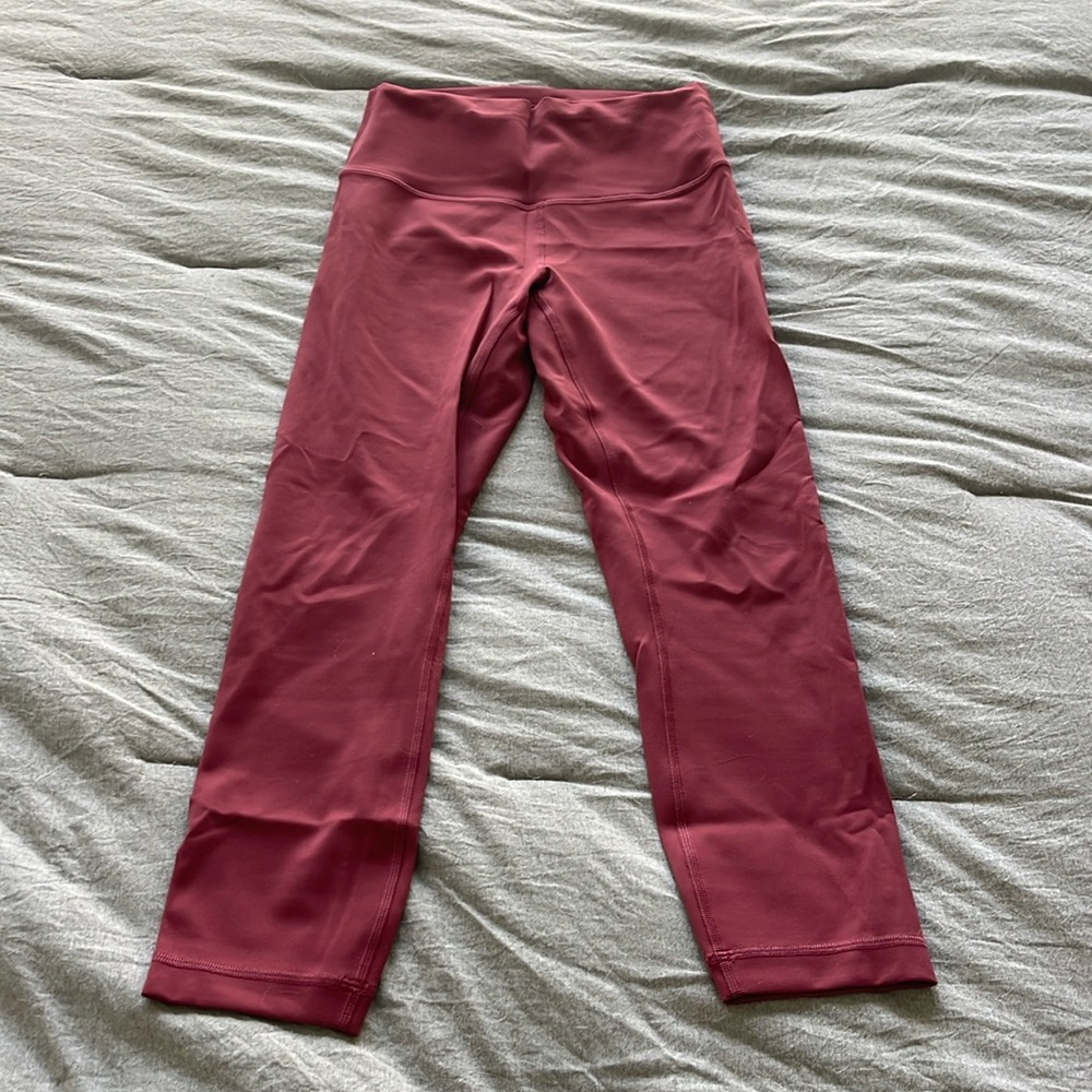 Lululemon Wunder train crop